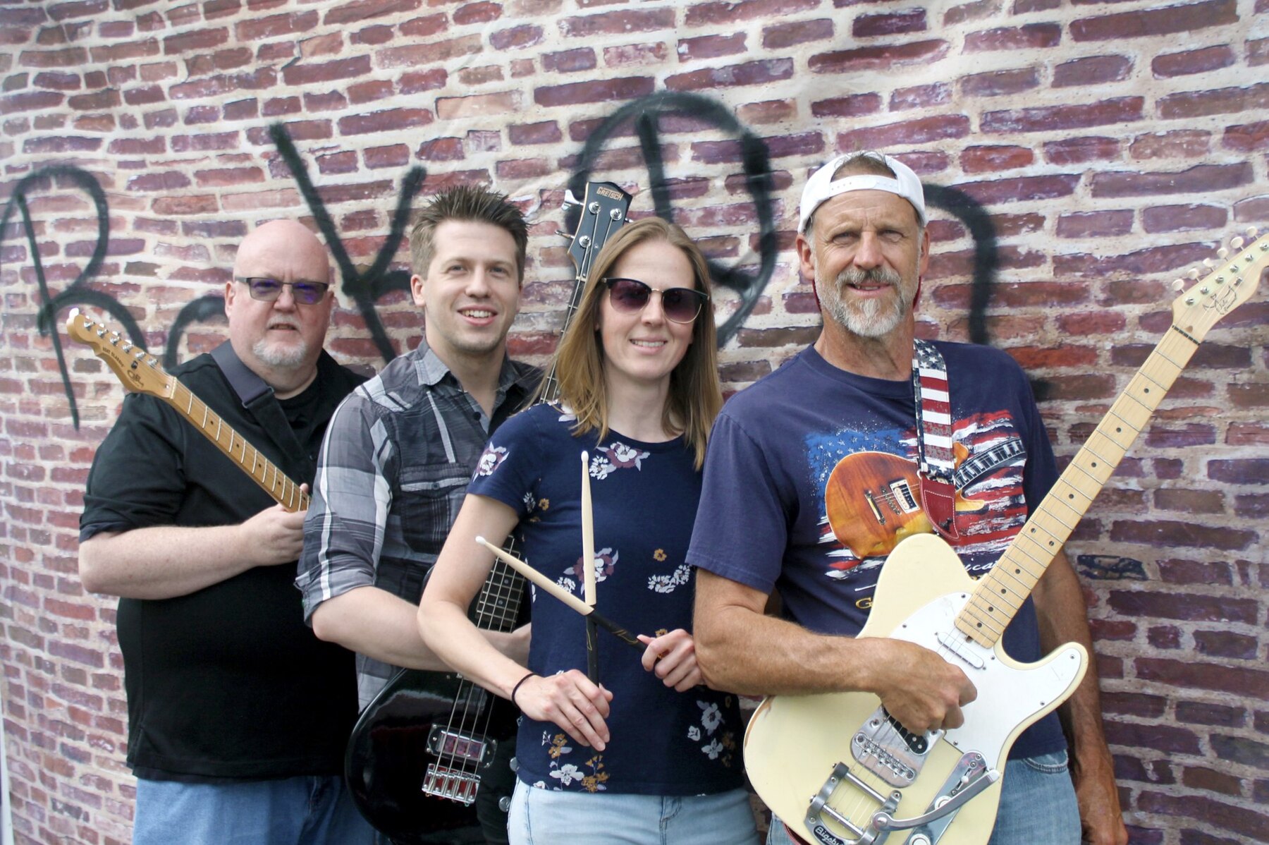 High-resolution Rock On band portrait